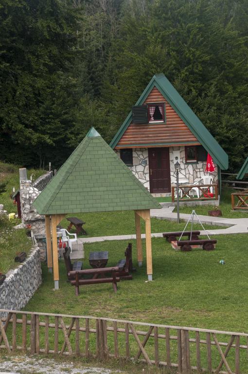 Durmitor Bungalows Жабляк Екстер'єр фото
